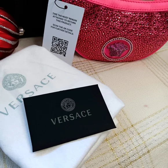 GIVEAWAY ✨️ 🎁 💖 NWT VERSACE PINK CRYSTALS BAG ✨️ - Picture 10 of 15